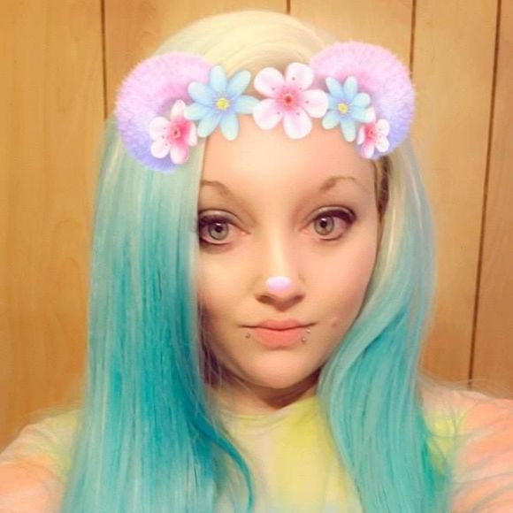 Meet your Posher, Kami - Picture 1 of 1